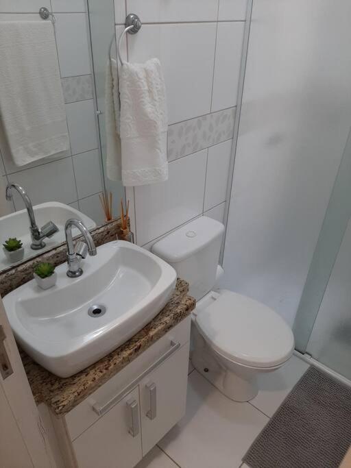 Encantador Quadra Mar Apartamento *