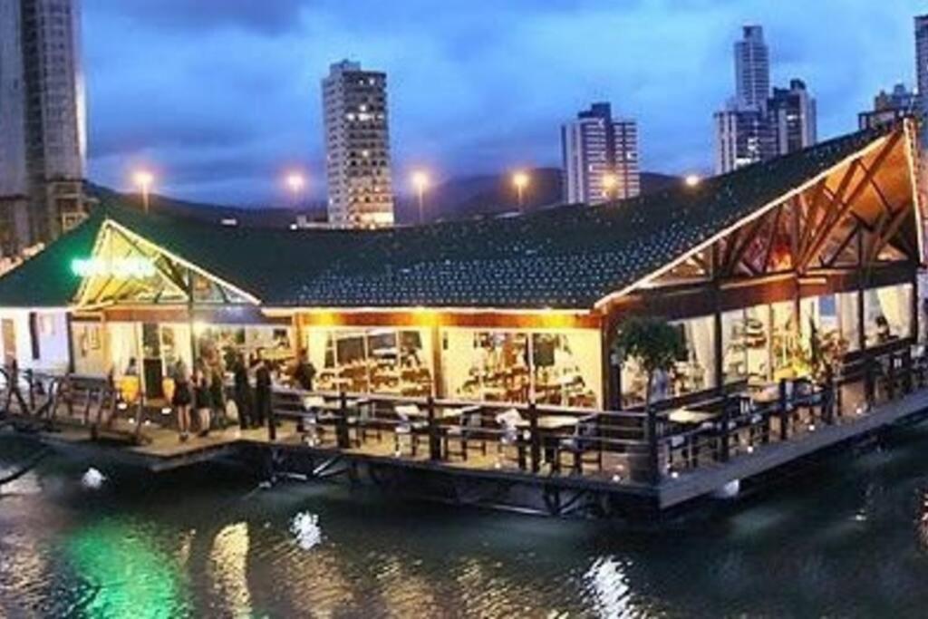 Apartamento Encantador Quadra Mar